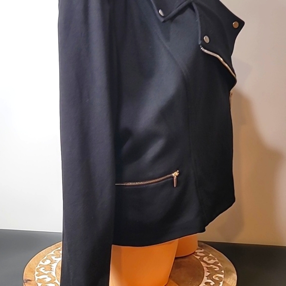 The Limited Collection Black Moto Jacket w/Bell Sleeves - Picture 8 of 15